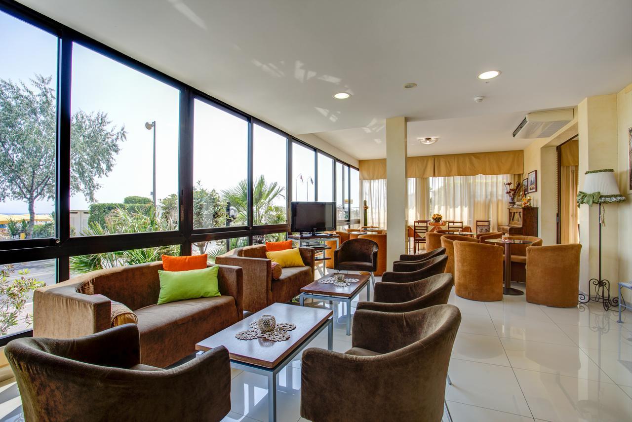 Hotel Deanna Bellaria-Igea Marina Exterior photo